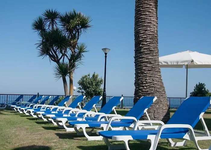 Hotel Restaurante Glasgow Villadesuso