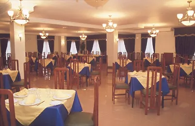 Hotel Restaurante Glasgow Villadesuso